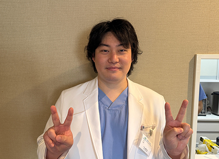 津坂 隼也